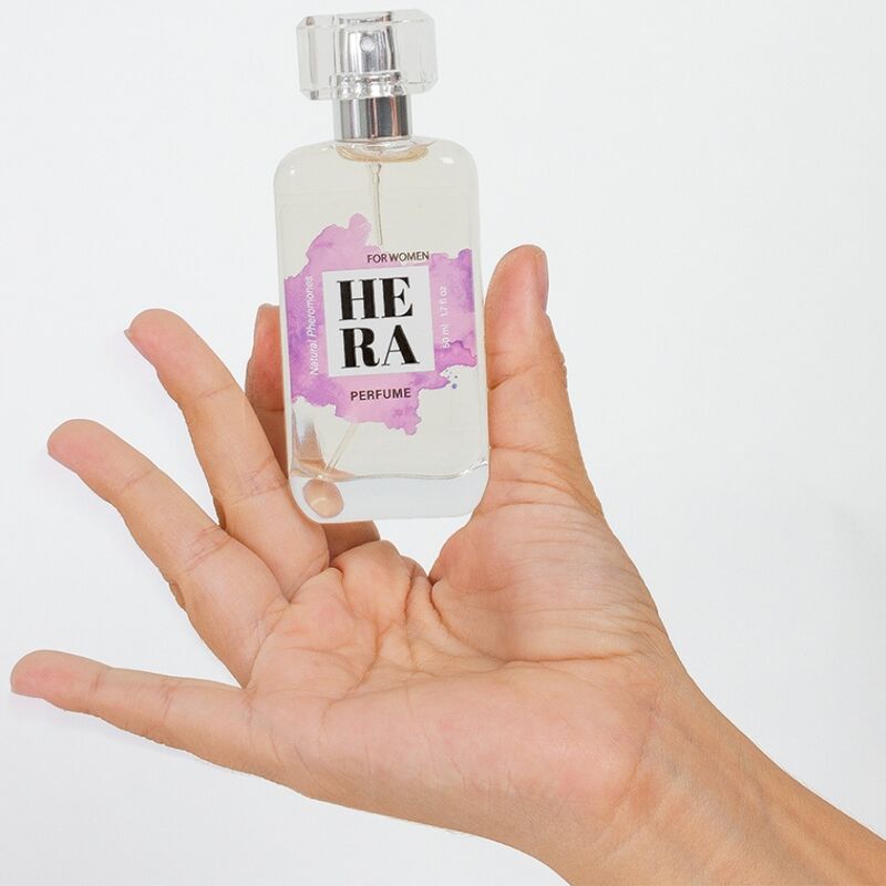 HERA PARFUM NATUREL PHÉROMONES SPRAY 50 ML – Image 2