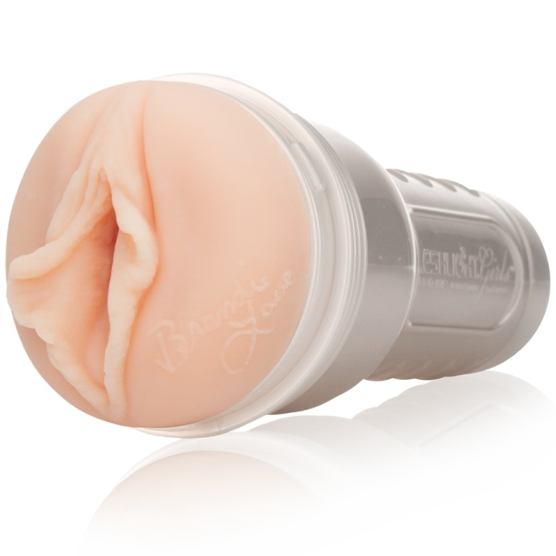 FLESHLIGHT GIRLS - BRANDI AIME LE VAGIN1