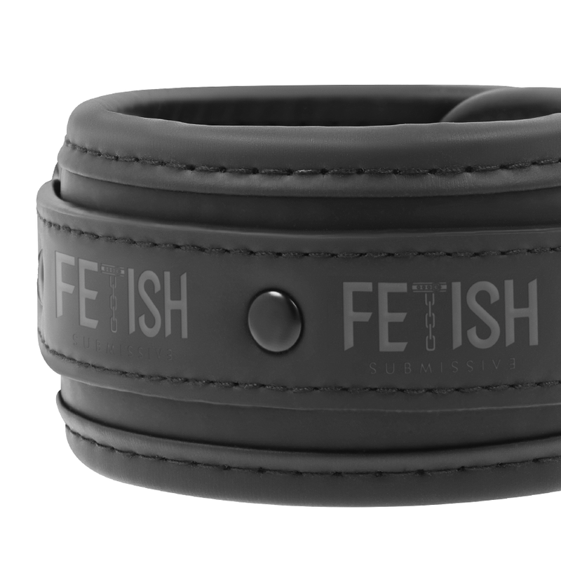 FETISH SUBMISSIVE - COLLIER ET MENOTTES EN CUIR VÉGAN AVEC DOUBLURE EN NOPRÈNE3