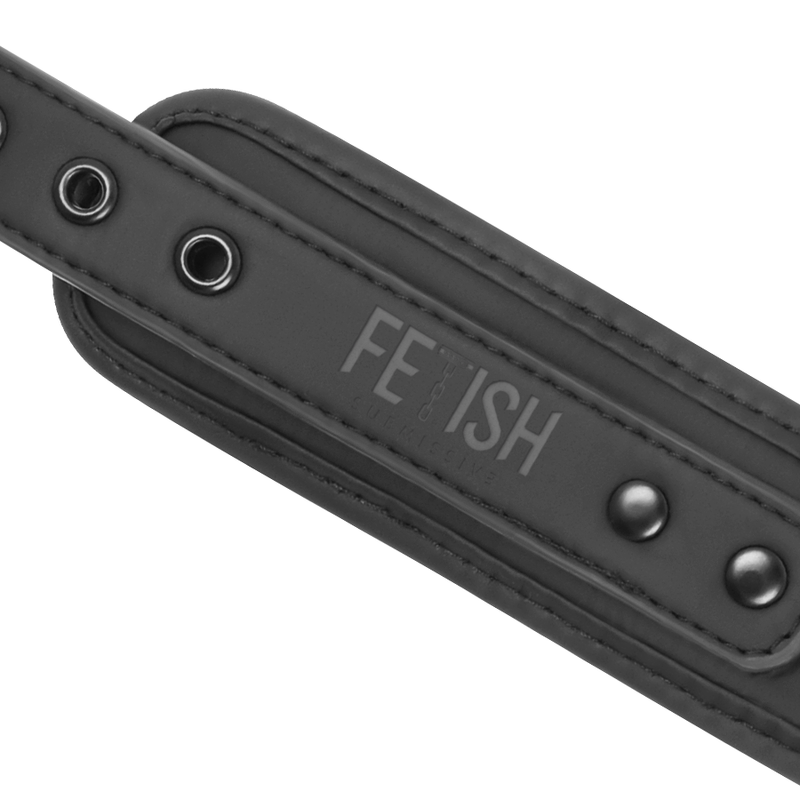 FETISH SUBMISSIVE - COLLIER ET MENOTTES EN CUIR VÉGAN AVEC DOUBLURE EN NOPRÈNE8